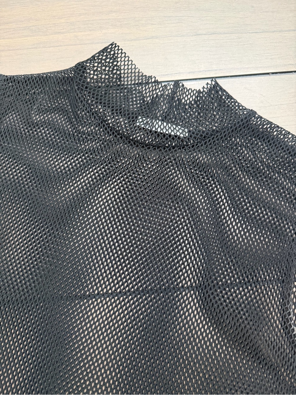 Zara Fishnet Mesh Mock Neck Sleeveless Top Black Large Chic Trendy - Picture 3 of 11